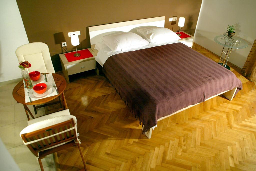 Apartments Perina Tisno Extérieur photo